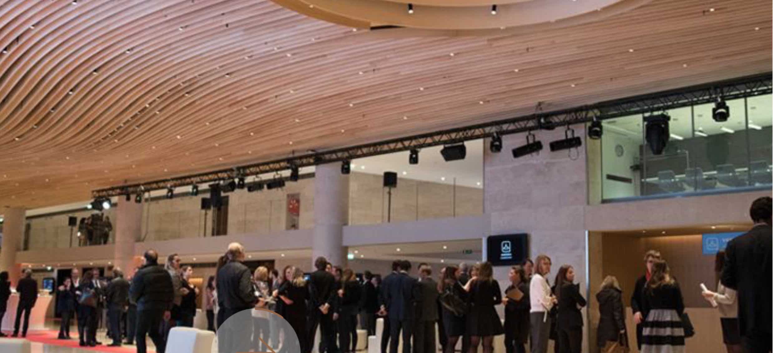 Le public au salon international du patrimoine culturel-Paris